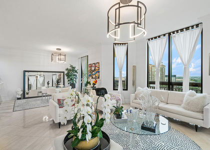 701 S Olive Avenue - Photo 1