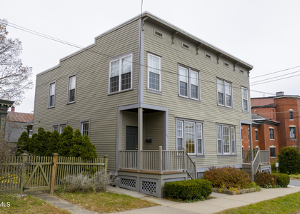 39 Walton Street - Photo 1