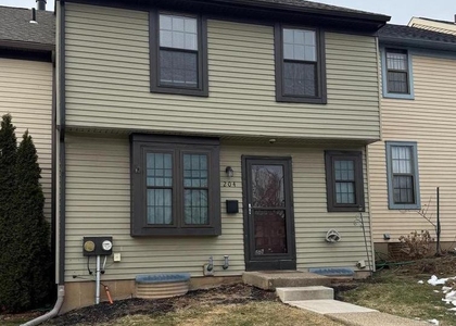 204 Livingston Court - Photo 1