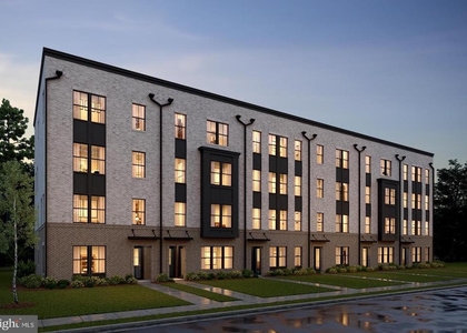 111 E Cromwell Street - Photo 1