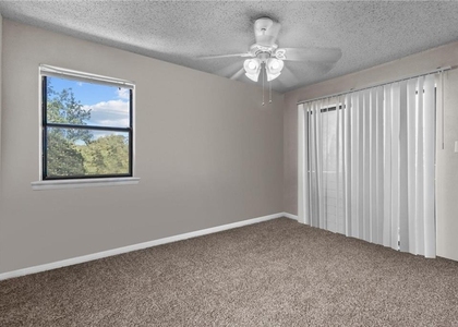 2510 San Gabriel St - Photo 1