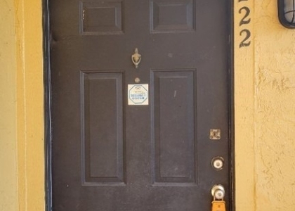 2937 Winkler Avenue - Photo 1