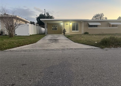 2495 Baywood Drive E - Photo 1