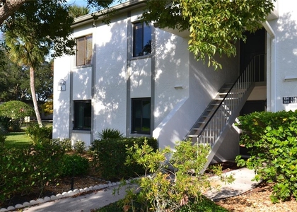 135 W Cypress Court - Photo 1