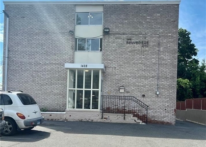 1428 North Avenue - Photo 1
