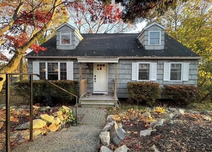 10 Fleetwood Drive - Photo 1