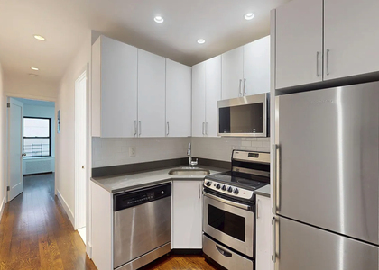 East 49th Street - Photo 1