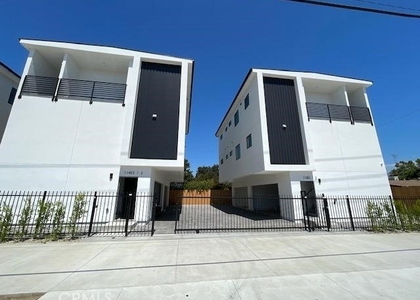 11451 Victory Boulevard - Photo 1