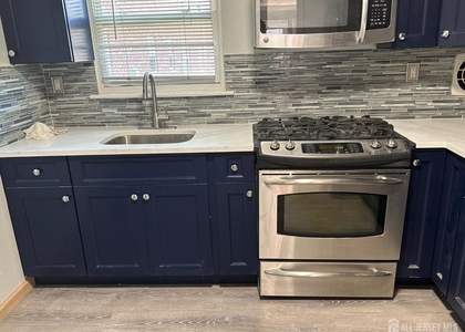 12 Gramercy Gardens - Photo 1
