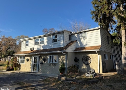 713 Bethlehem Pike - Photo 1