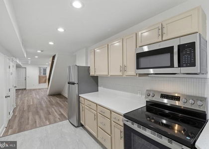 458 E Federal Street - Photo 1