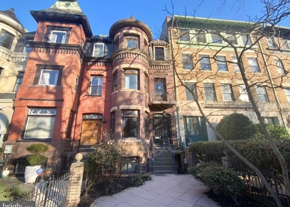 1837 16th Street Nw - Photo 1