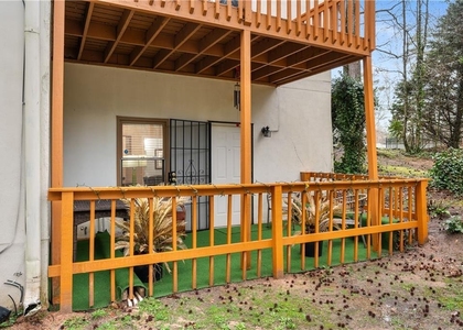 460 Peyton Road Sw - Photo 1