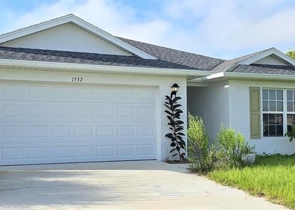 1532 Ne 35th - Photo 1