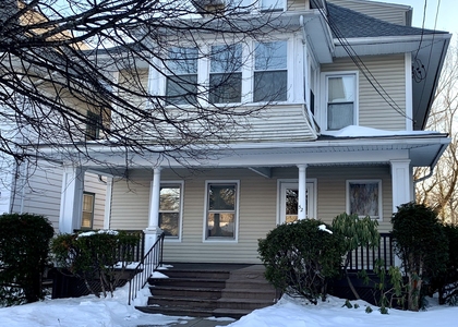 52 Goffe Terrace - Photo 1