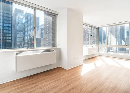 305 West 50th Street - Photo 1