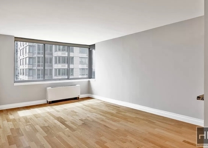 6th Avenue - Photo 1