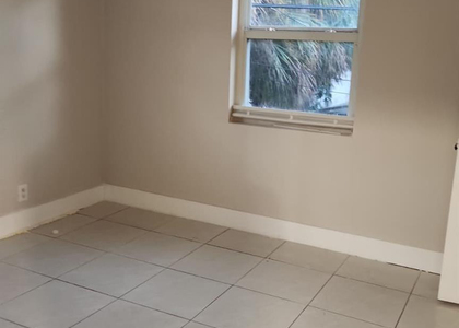 1104 State Street - Photo 1