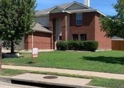 2712 Redwood Street - Photo 1