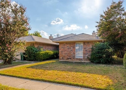 900 Milby Road - Photo 1