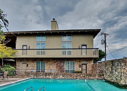 2907 Shelby Avenue - Photo 1