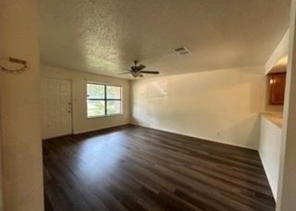 615 Pierce Street - Photo 1