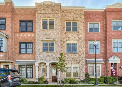 414 Ne 2nd Street - Photo 1