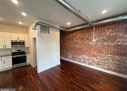 3228 W Diamond Street - Photo 1