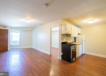 1124 E Passyunk Avenue - Photo 1