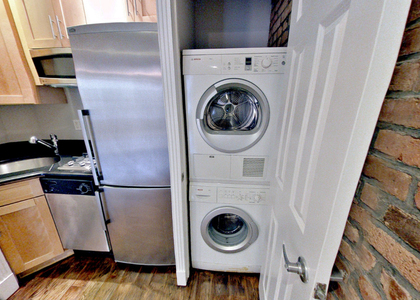  521 East 5th Street, Unit 1b - Photo 1