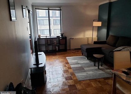 1420 N N St Street Nw - Photo 1