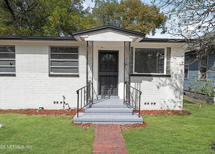 503 W 16th Street - Photo 1