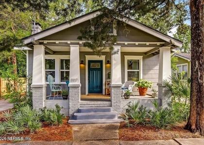 1117 Cedar Street - Photo 1