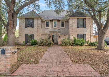 1126 Crossroads Drive - Photo 1