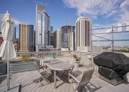 915 Franklin Street - Photo 1