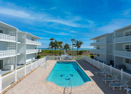 4800 Ocean Beach Blvd - Photo 1