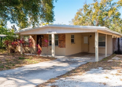 2407 S Harold Avenue - Photo 1