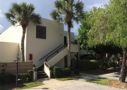 452 Palm Tree Drive - Photo 1