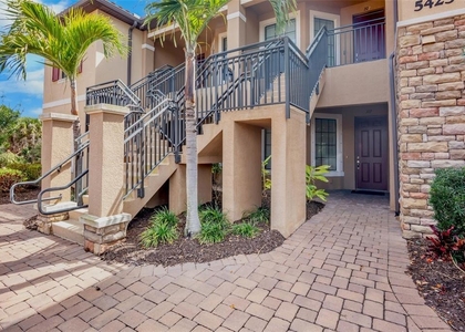 5425 Cicerone Street - Photo 1
