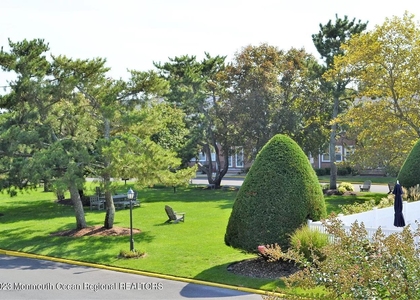 310 Maryland Avenue - Photo 1