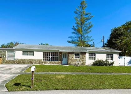 320 Nw 4th Avenue - Photo 1