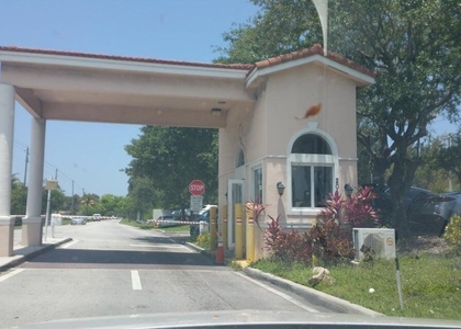 20400 Nw 7th Avenue - Photo 1