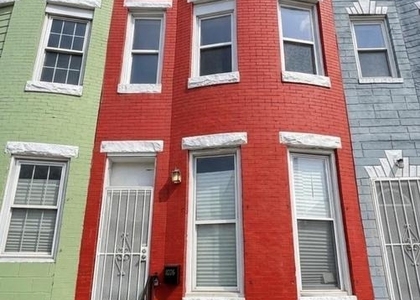 1026 E North Avenue - Photo 1