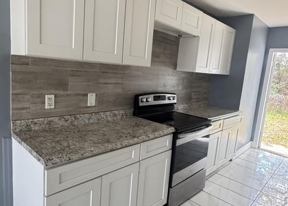 1052 Maynard Street - Photo 1