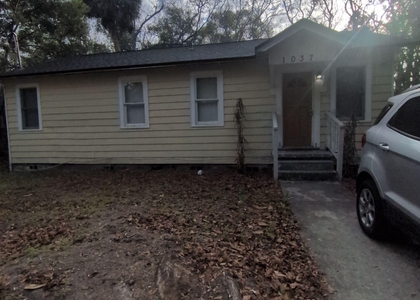 1037 Detroit Street - Photo 1