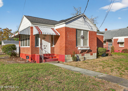 345 E 44th Street - Photo 1