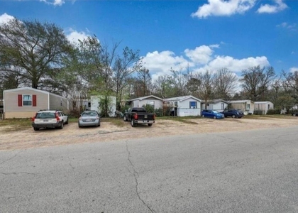 401 S Woodson Street - Photo 1