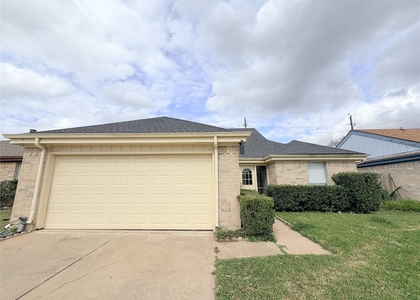 2535 Planters Row - Photo 1