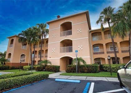 150 L Pavia Boulevard - Photo 1