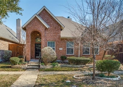 7586 Saint Stephens Square - Photo 1
